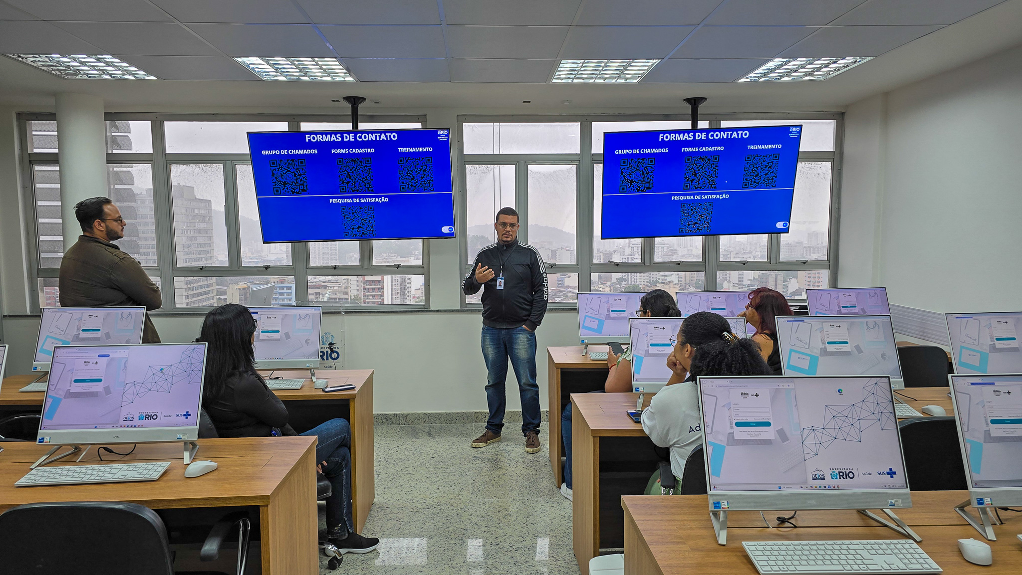 Treinamento do Prontuário Eletrônico – Fluxo do Centro Cirúrgico no Laboratório de Informática da OTICS-Rio Andaraí