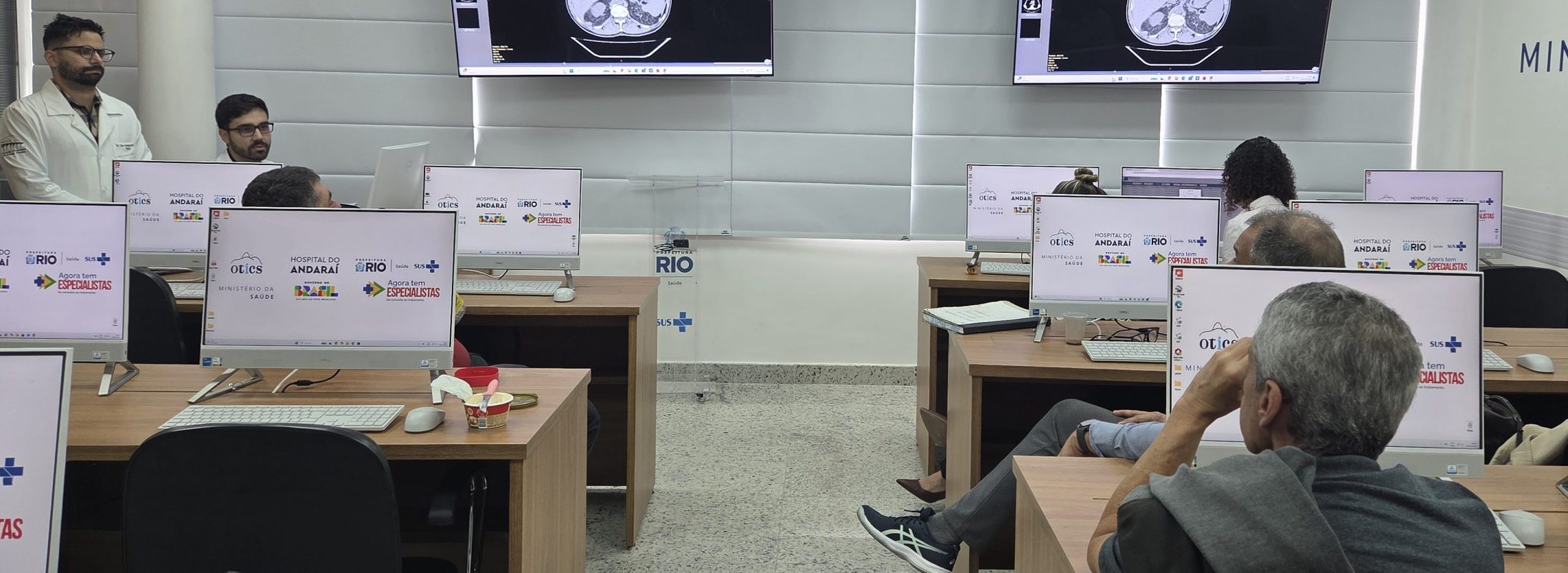 Sessão Urologia Semanal no Laboratório de Informática da OTICS Andaraí