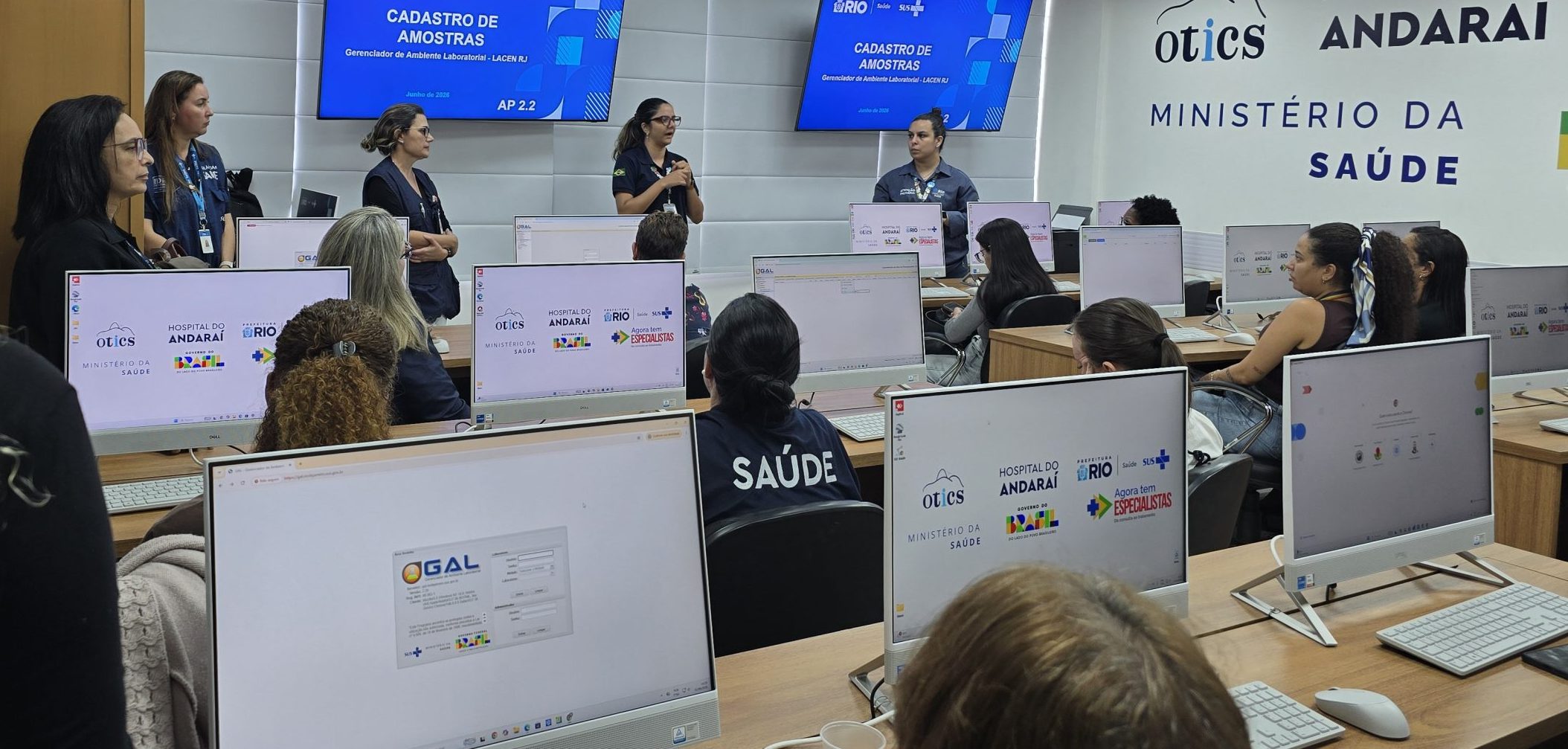 Oficina GAL LACEN capacita profissionais da AP 2.2 na OTICS-Rio Andaraí