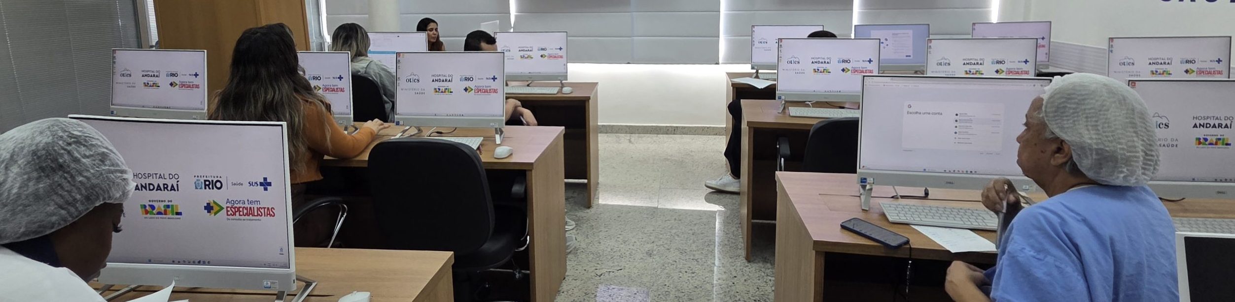 Bate Mapa no Laboratório de Informática da Estação OTICS Rio Andaraí