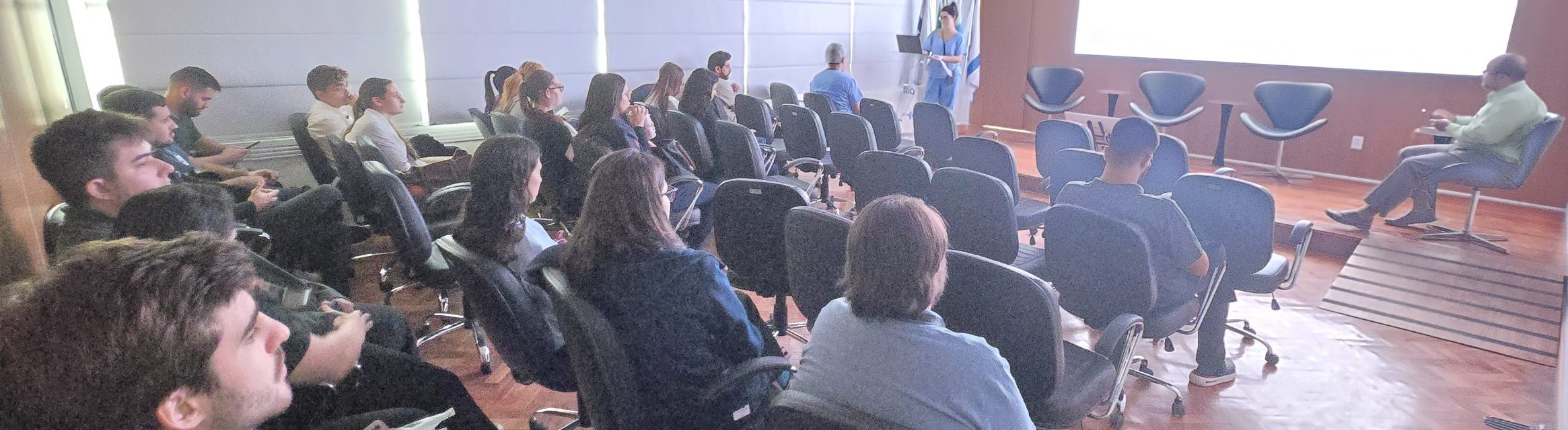 Sessão Clínica Semanal do Serviço de Cirurgia Geral no Auditório Dr José Wazen da Rocha na OTICS-Rio Andaraí