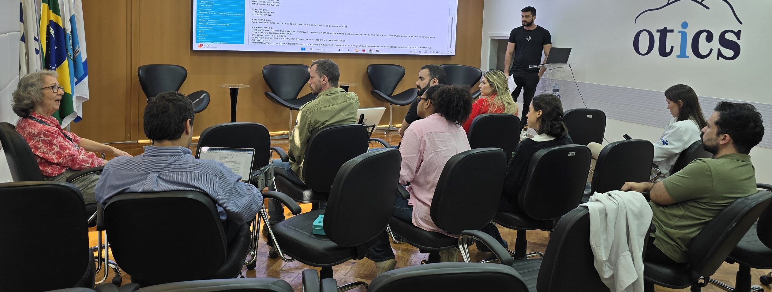 Sessão Clínica Médica Semanal no Auditório Dr. José Wazen da Rocha na OTICS-Rio Andaraí