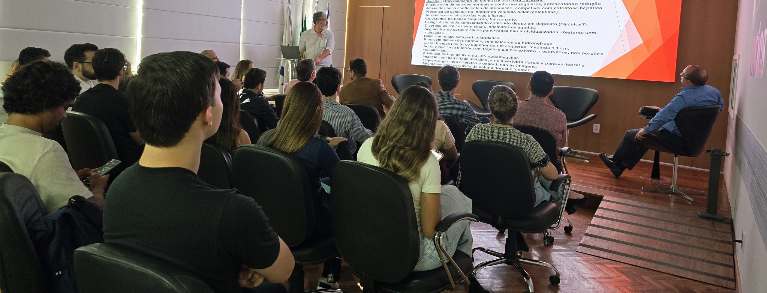 Sessão Clínica Semanal do Serviço de Cirurgia Geral no Auditório Dr José Wazen da Rocha na OTICS-Rio Andaraí