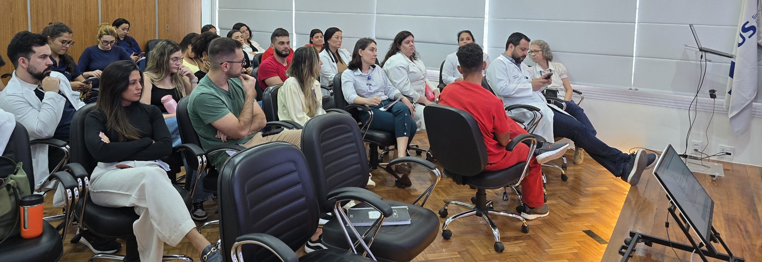 Sessão Clínica Médica Semanal no Auditório Dr. José Wazen da Rocha na OTICS-Rio Andaraí